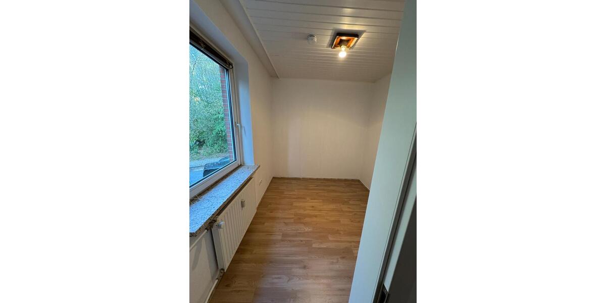 Etagenwohnung Kiel Neumühlen-Dietrichsdorf - 2 Zimmer, 45 m&sup2;, 605&euro; | Angebot:26400092