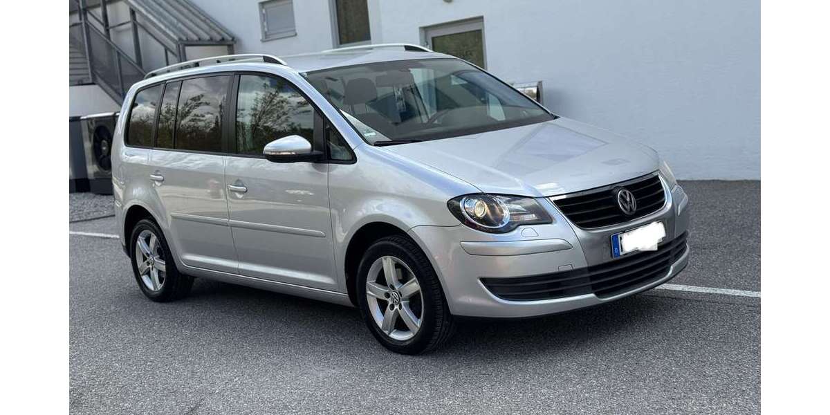 VW Touran 219.000 km 5.650 &euro; dorfen 84405
