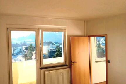 Wohnung Saalfeld (Saale) - 2 Zimmer, 38 m&sup2;, 395&euro; | Angebot:25391097