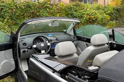 VW Beetle 136.978 km 3.750 € Neuruppin 16816