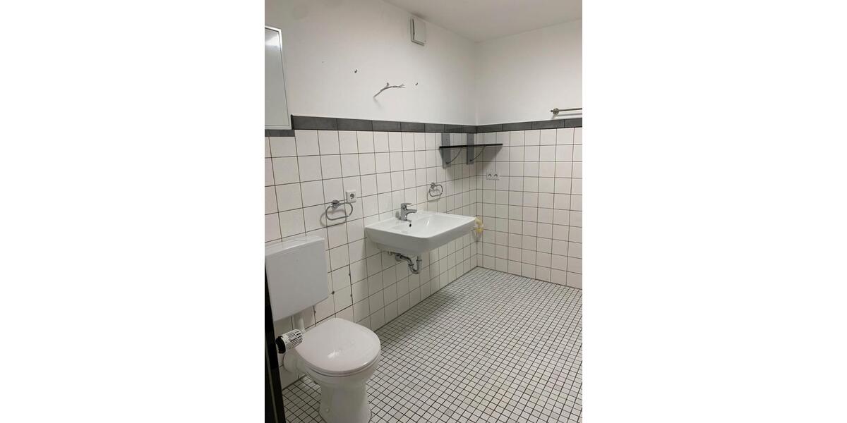 Erdgeschoßwohnung Steinheim - 2 Zimmer, 66 m&sup2;, 470&euro; | Angebot:26123611