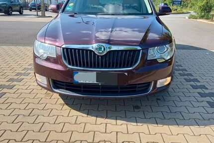 Skoda Superb 269.000 km 6.999 € Schiffweiler 66578