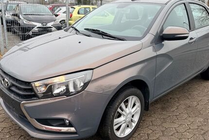 Lada Vesta 119.000 km 4.750 &euro; Buxtehude 21614