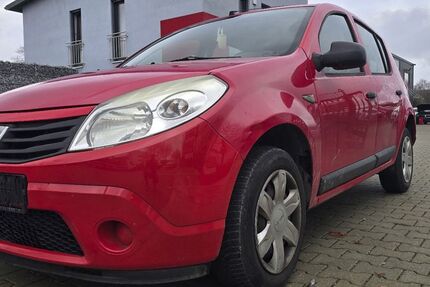 Dacia Sandero 183.000 km 1.290 &euro; Augsburg 86167