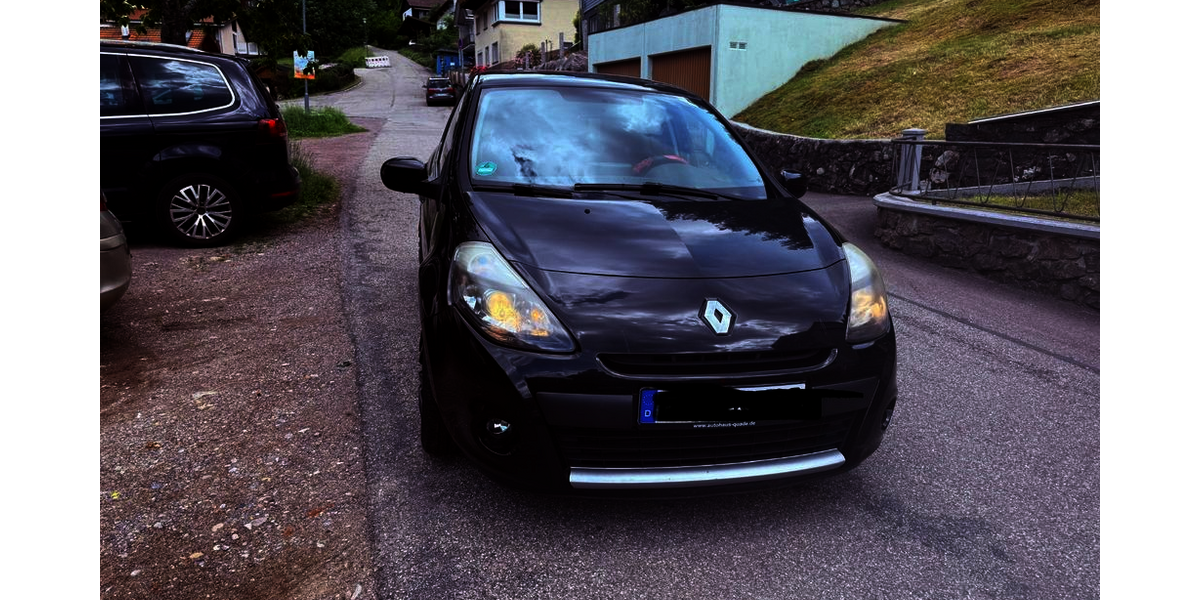 Renault Clio 172.000 km 2.800 &euro; todtnau 79674
