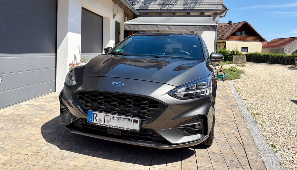Ford Focus 92.500 km 13.499 &euro; Thumhausen 93152