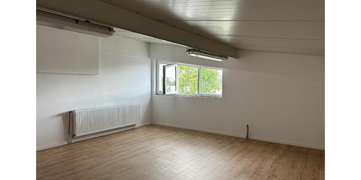 Niederkassel-Mondorf Büroeinheit mit ca. 100m², 1-2 Büros, Küche, WC, Besprechungsraum und Lager! zimmer