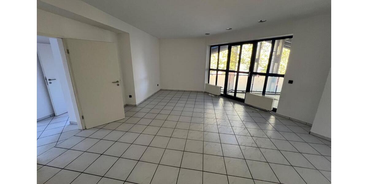 Helle 3,5-Zimmer-Wohnung mit Balkon – sofort verfügbar 3 zimmer