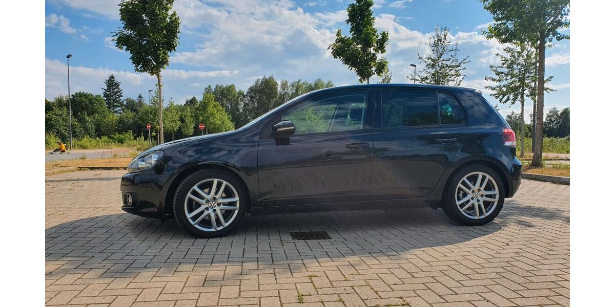 VW Golf 153.000 km 5.450 &euro; Bremen 28211