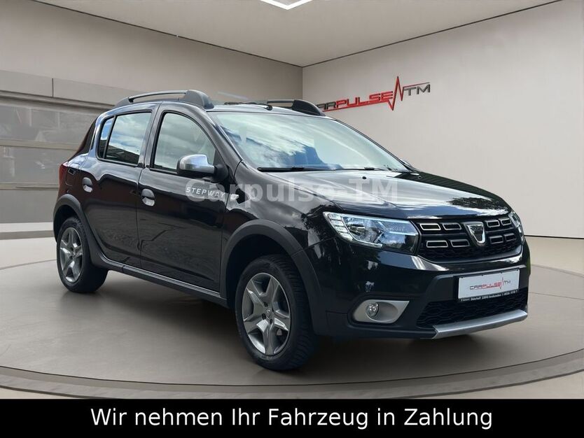 Dacia Sandero 85.000 km 10.900 € Kastorf 23847