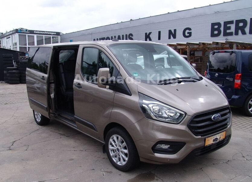 Ford Tourneo Custom 89.000 km 27.990 € Berlin 12681