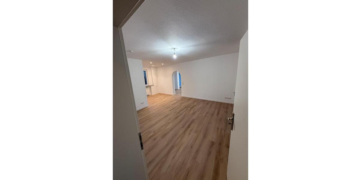 Dachgeschoßwohnung Lahnstein - 3 Zimmer, 65 m&sup2;, 600&euro; | Angebot:25965350