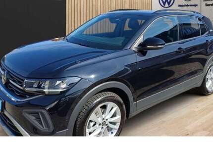 VW T-Cross 3.375 km 27.490 &euro; Friedrichshafen 88046