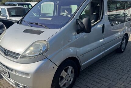 Opel Vivaro 152.845 km 7.999 &euro; München OT Aubing-Lochhausen-Langwied 81243