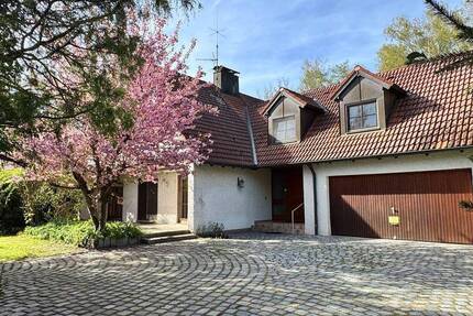 Haus Nürnberg Fischbach - 6 Zimmer, 173 m&sup2;, 990.000&euro; | Angebot:26331344