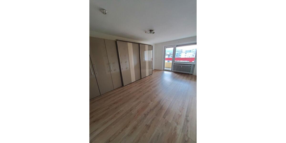 Etagenwohnung Balingen - 4 Zimmer, 120 m&sup2;, 1.200&euro; | Angebot:26399996