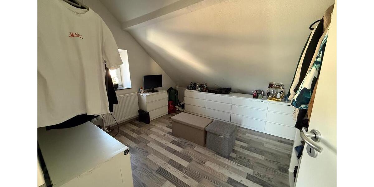 Einfamilienhaus Burgbrohl - 5 Zimmer, 148 m&sup2;, 1.050&euro; | Angebot:26416720