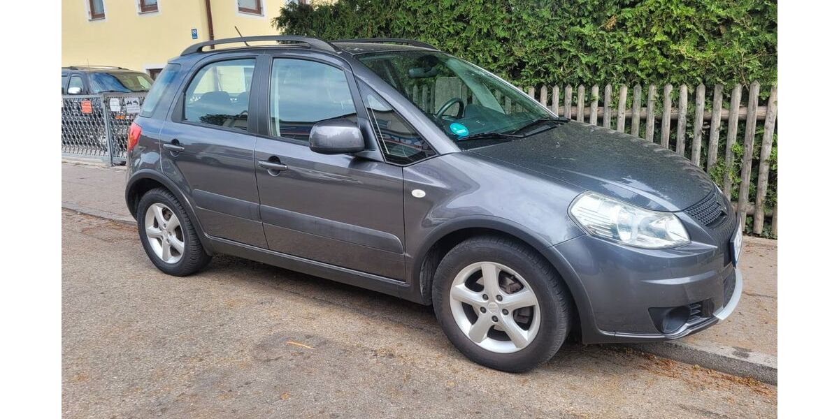 Suzuki SX4 66.300 km 5.690 &euro; München 81247