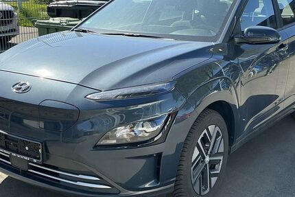 Hyundai KONA 32.124 km 16.800 &euro; Eitorf 53783
