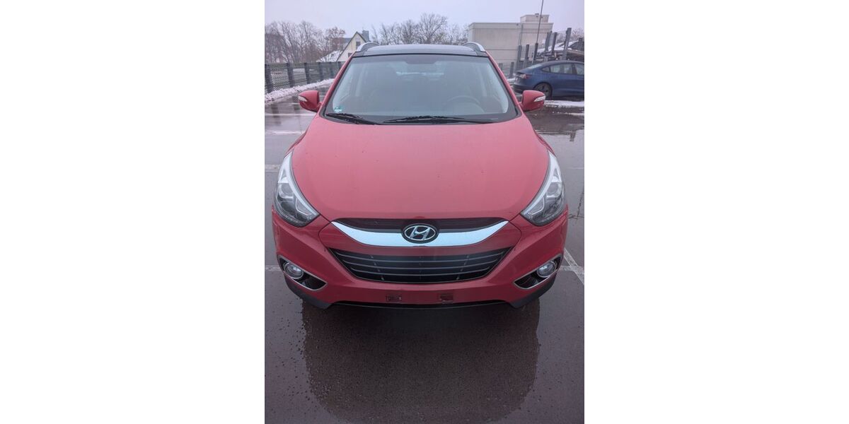 Hyundai ix35 80.000 km 14.100 &euro; Dreieich 63303