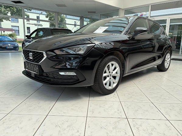 Seat Leon 12.188 km 21.890 &euro; Neuruppin 16816