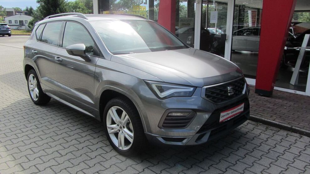 Seat Ateca 2.500 km 31.800 € Steinigtwolmsdorf 01904
