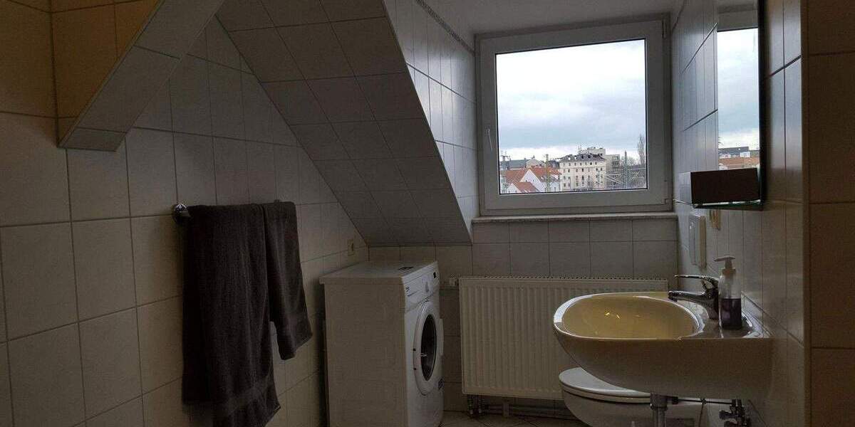 Etagenwohnung Zwickau Bahnhofsvorstadt - 2 Zimmer, 61 m&sup2;, 29.000&euro; | Angebot:25782936