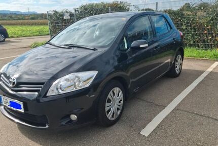 Toyota Auris 154.000 km 4.950 &euro; Salach 73084
