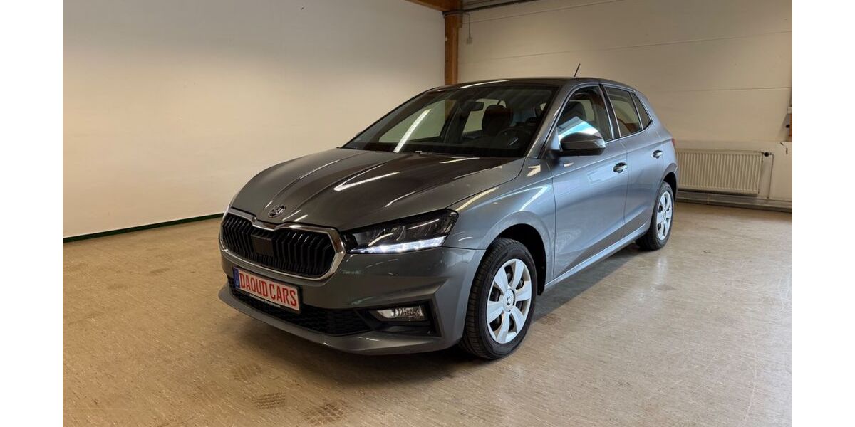Skoda Fabia 28.000 km 13.399 &euro; Bremen 28259