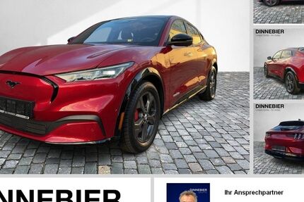Ford Mustang Mach-E 35.787 km 33.878 &euro; Berlin 13089