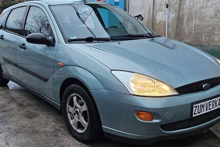Ford Focus 163.000 km 1.290 € Oederan 09569
