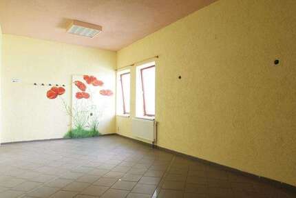 Einzelhandel in Frankenberg 550 € 70 m² zimmer