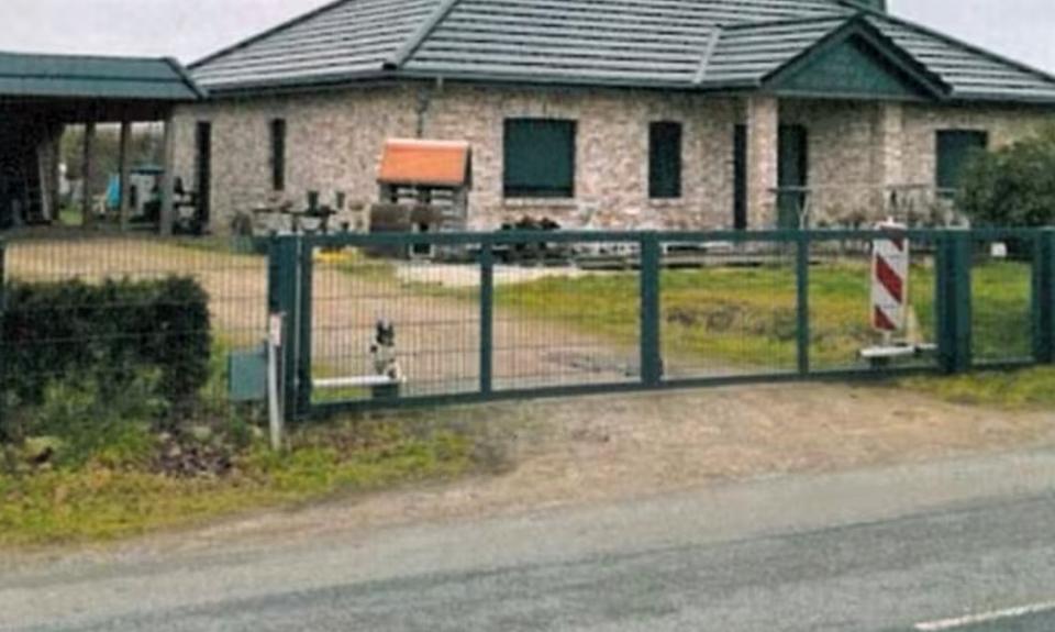 Einfamilienhaus mit Carport zu verkaufen! 4 zimmer