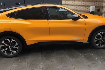Ford Mustang Mach-E 53.400 km 33.900 &euro; Frechen 50226
