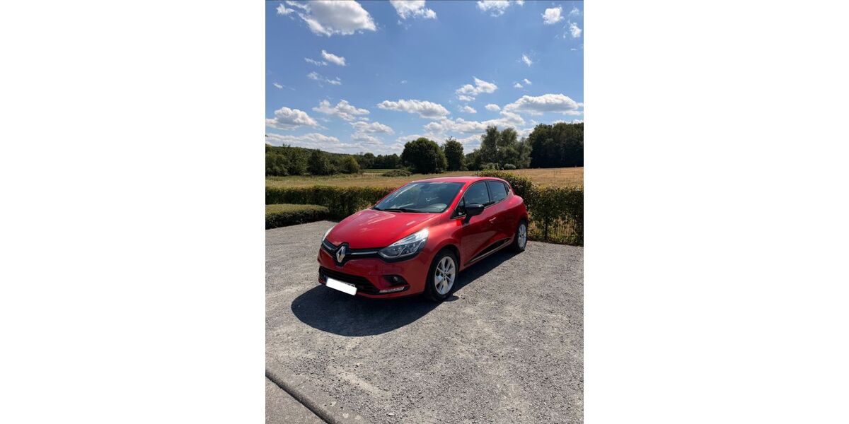Renault Clio 156.500 km 5.199 &euro; Königswinter 53639