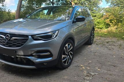 Opel Grandland (X) 89.000 km 16.990 € Lübeck 23556