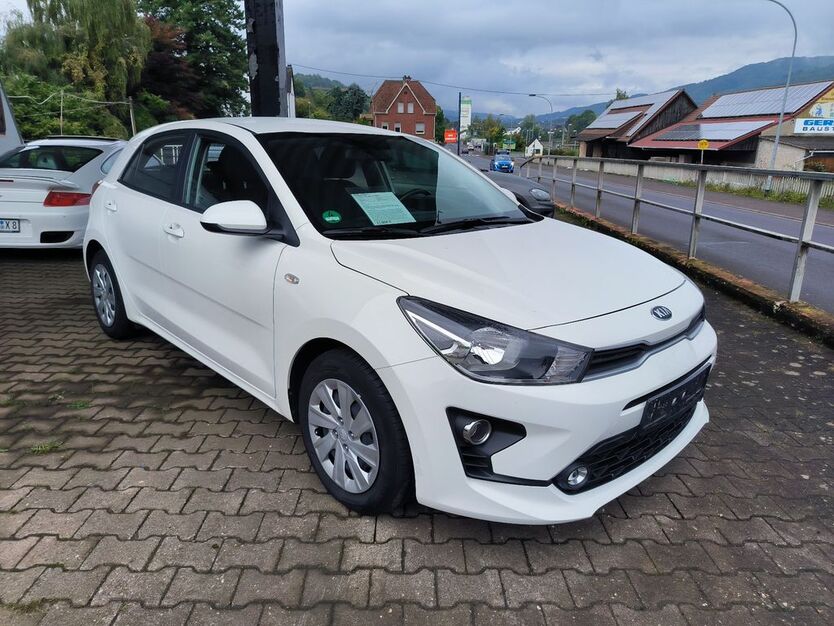 Kia Rio 50.000 km 11.399 € Idar-Oberstein 55743