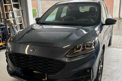 Ford Kuga 74.987 km 16.300 &euro; Elsdorf 50189