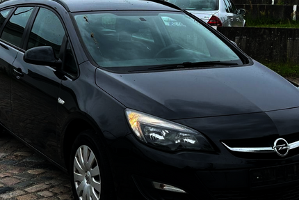 Opel Astra 261.000 km 2.499 &euro; Flensburg 24941