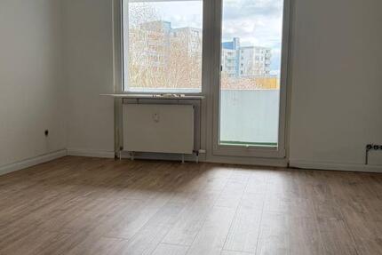 Wohnung Buxtehude - 2 Zimmer, 72 m&sup2;, 864&euro; | Angebot:26023133