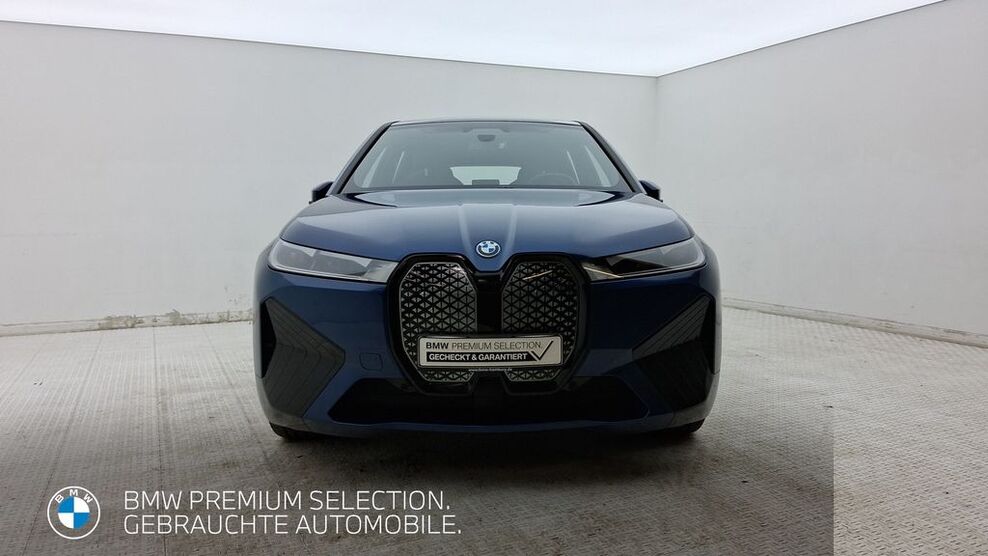 BMW iX 23.169 km 65.909 € Barsbüttel bei Hamburg 22885