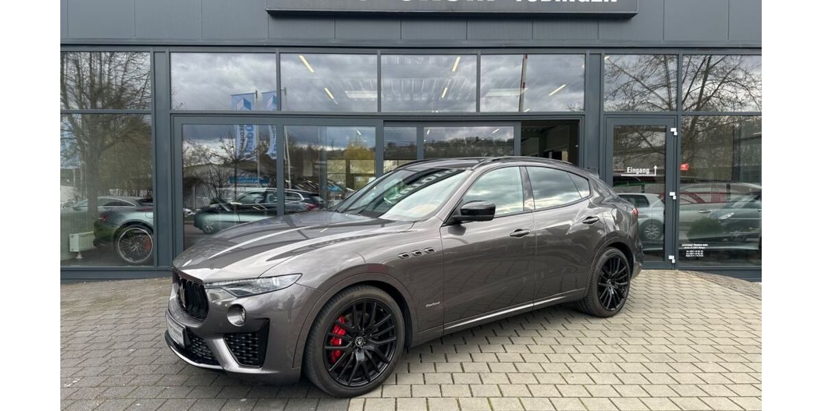Maserati Levante 67.100 km 48.990 &euro; TÜBINGEN 72072