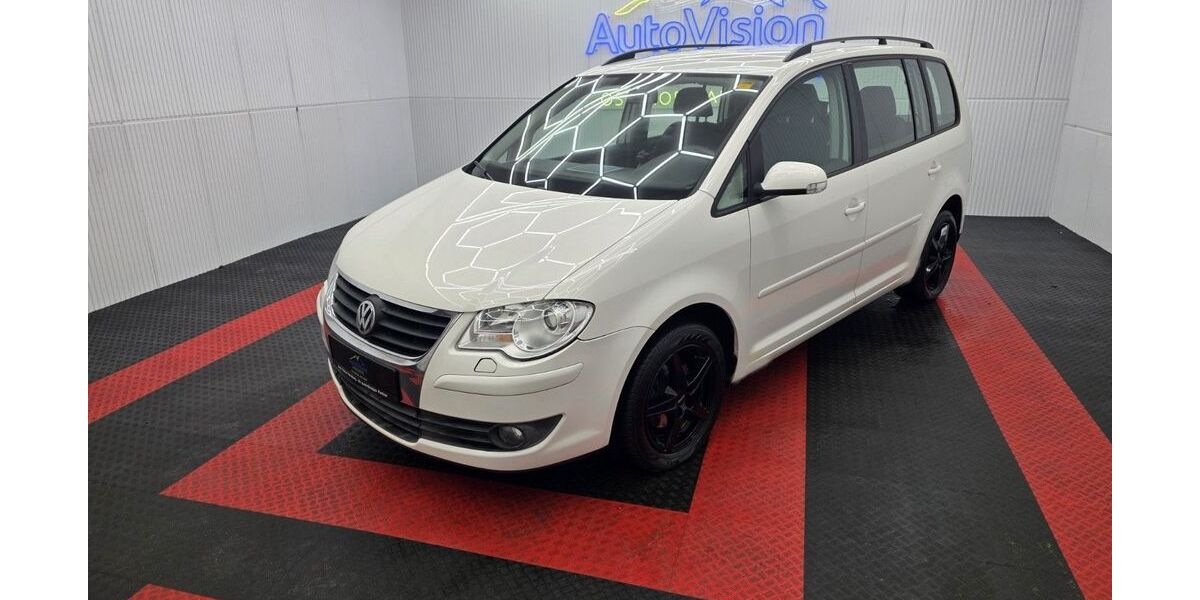 VW Touran 297.000 km 3.950 &euro; Osterode am Harz 37520
