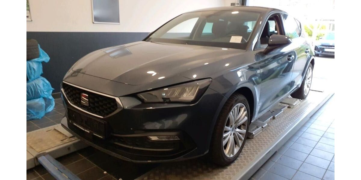 Seat Leon 13.100 km 20.980 &euro; Waging am See 83329