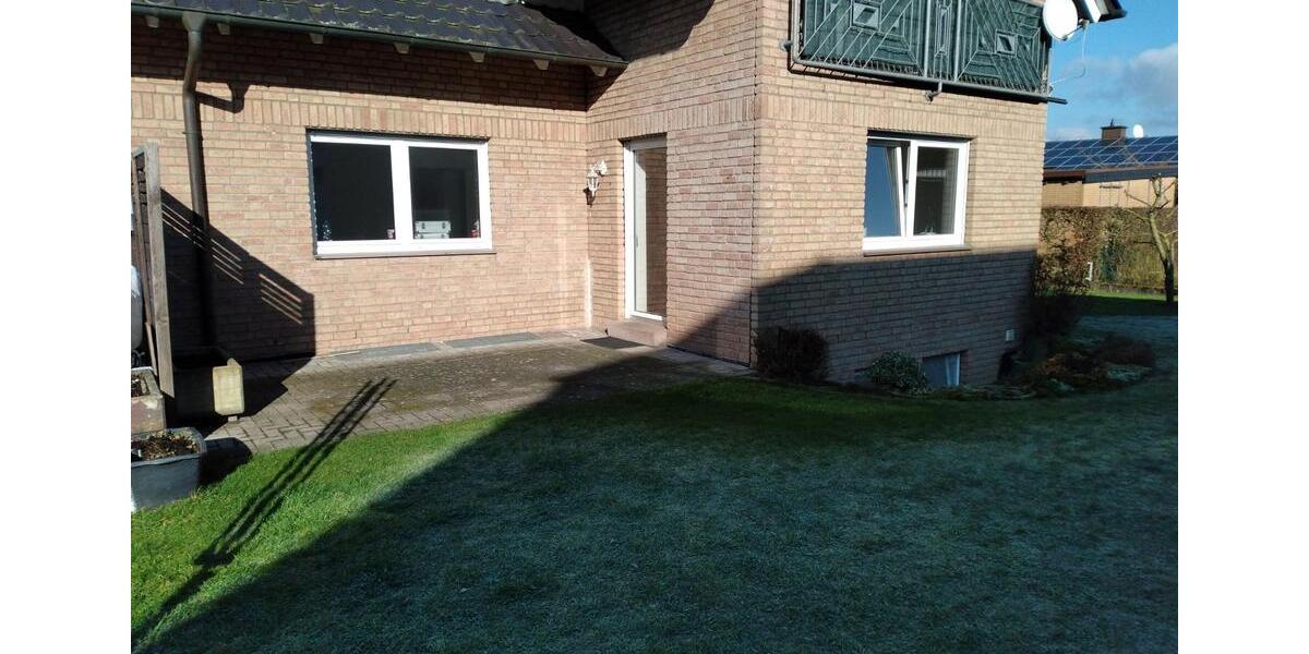 Etagenwohnung Brakel - 1.5 Zimmer, 45 m&sup2;, 300&euro; | Angebot:26396512