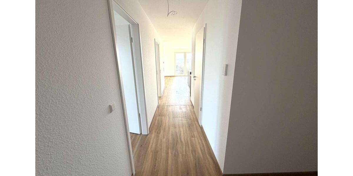 Dachgeschoßwohnung Eutingen im Gäu - 3 Zimmer, 113 m&sup2;, 1.359&euro; | Angebot:24491248