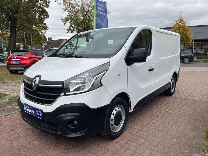 Renault Trafic 60.900 km 17.800 € Berlin 13127