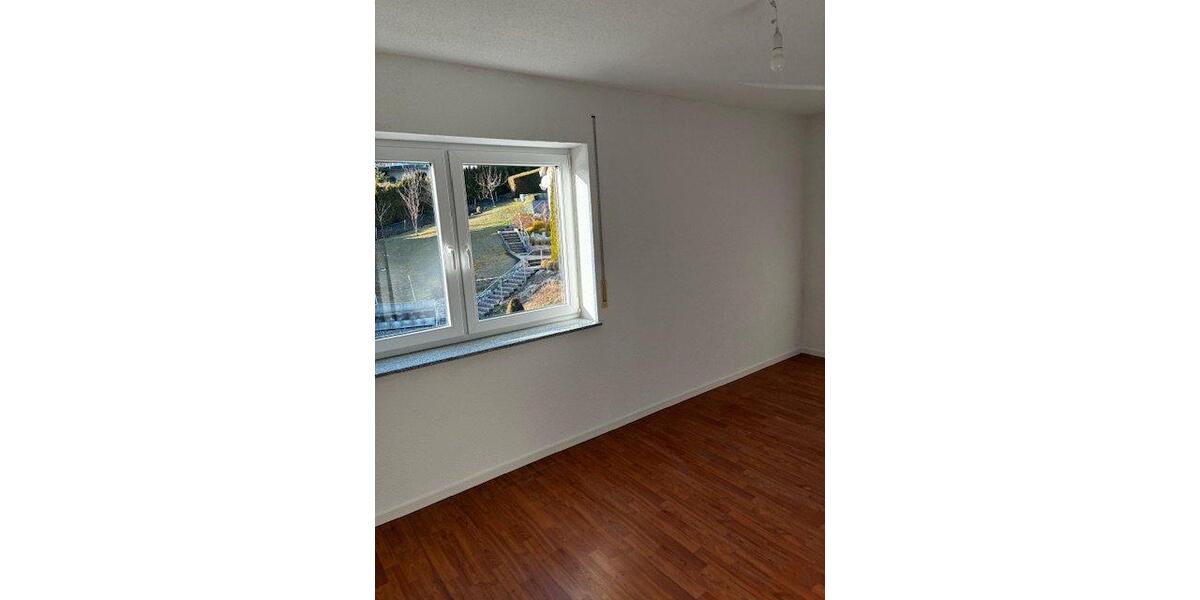 Etagenwohnung Hechingen - 3 Zimmer, 83 m&sup2;, 150.000&euro; | Angebot:26300109