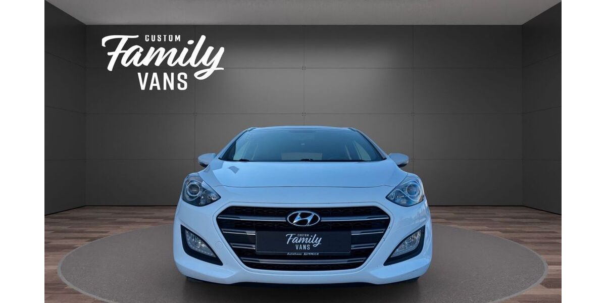 Hyundai i30 96.000 km 10.049 &euro; Sindelfingen 71069