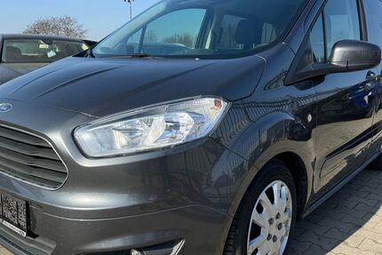 Ford Tourneo Courier 442.000 km 4.899 &euro; Oberkrämer 16727
